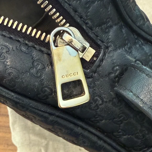 Gucci Black Leather Crossbody Bag - Picture 4 of 14